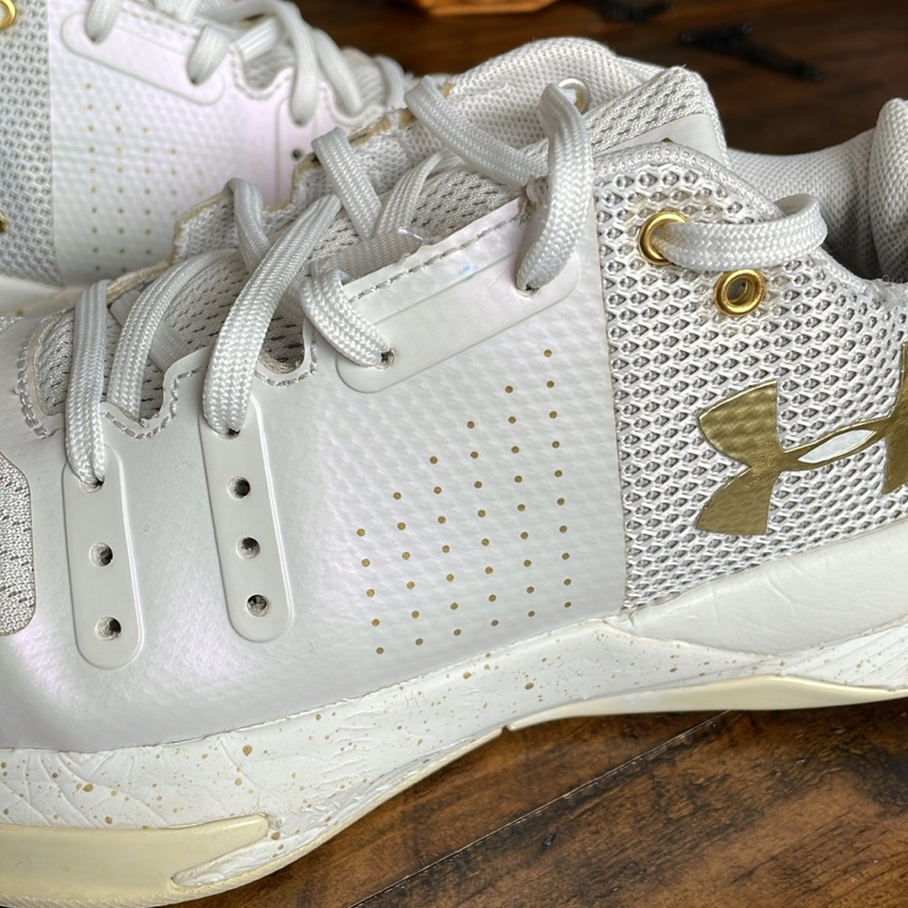 Under Armor Sneakers - Picture 3 of 7